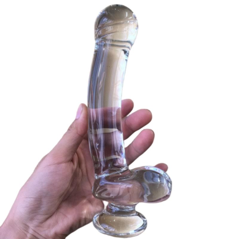 gode-en-verre-realiste